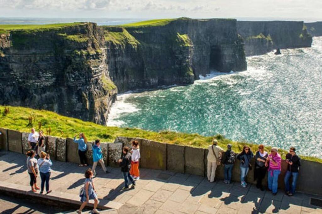 Elegant Lahinch/ Liscannor Cottage 3B 3Br Екстериор снимка